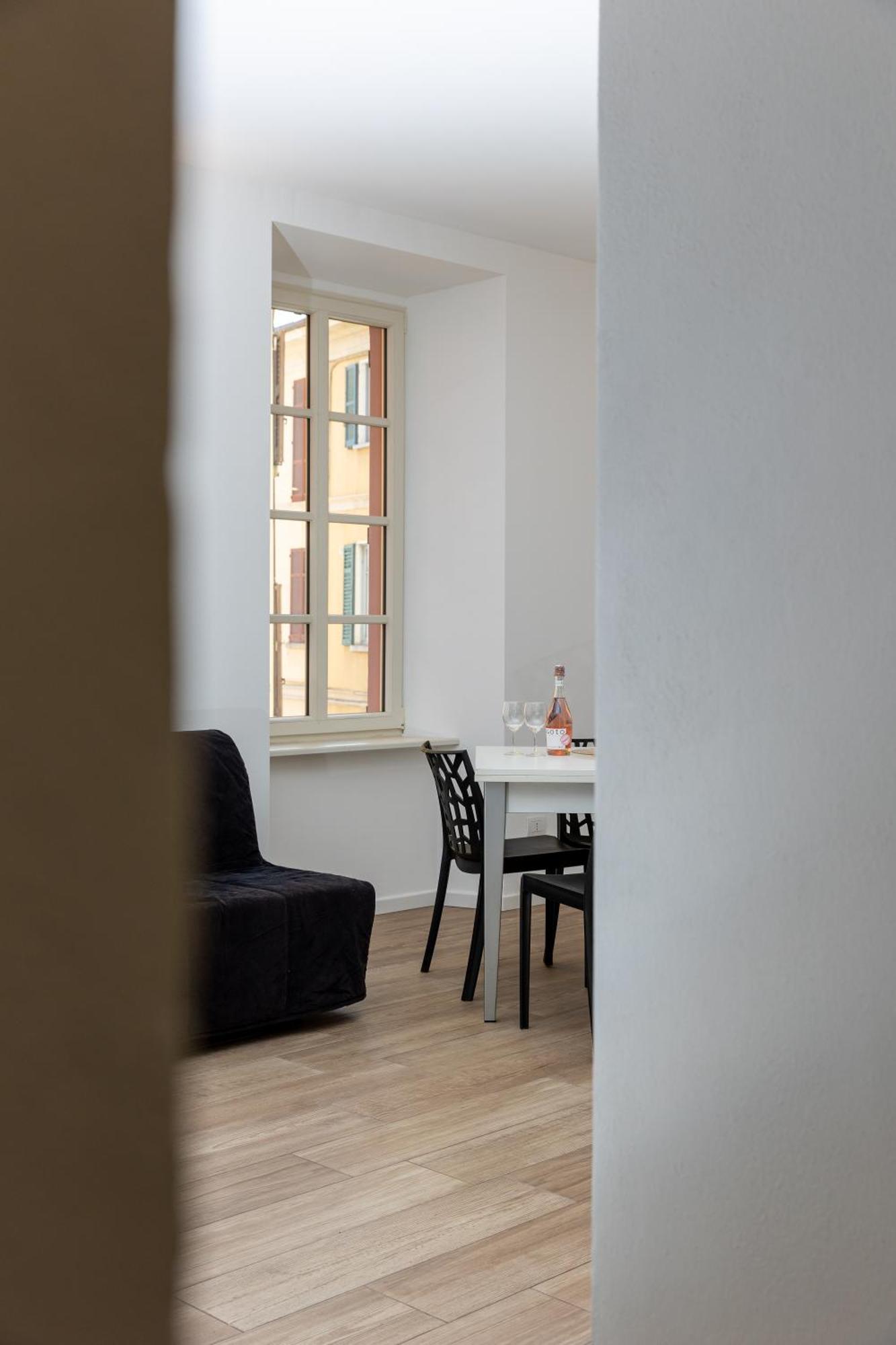 Piazza Del Lago Suites Menaggio Zewnętrze zdjęcie