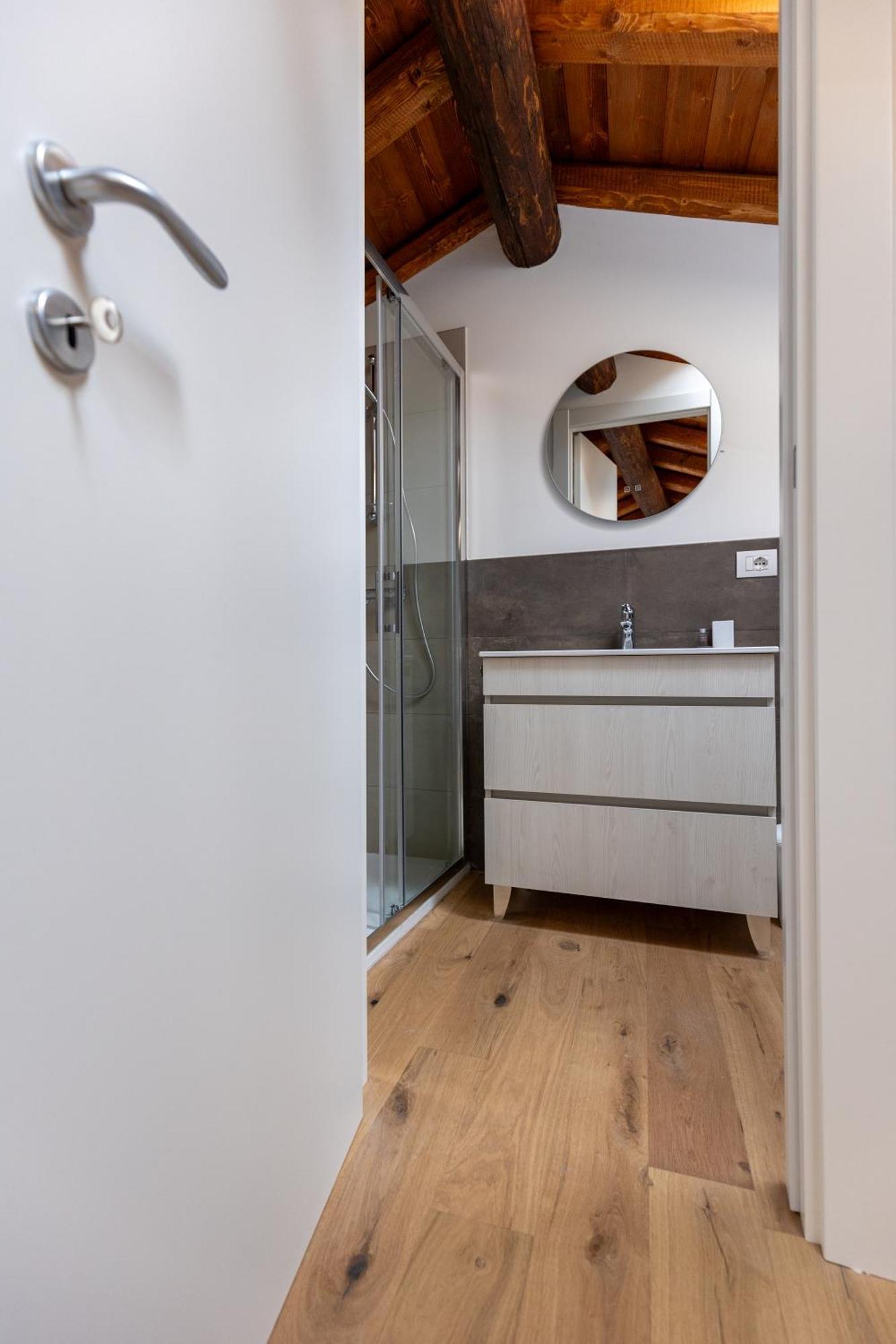Piazza Del Lago Suites Menaggio Zewnętrze zdjęcie