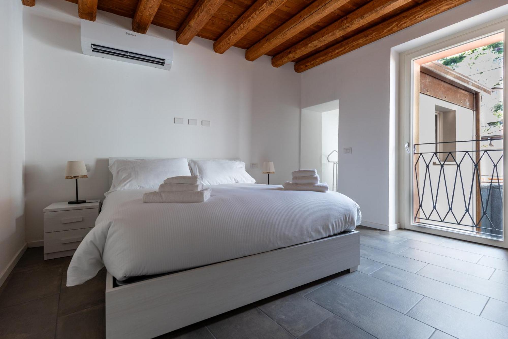 Piazza Del Lago Suites Menaggio Zewnętrze zdjęcie