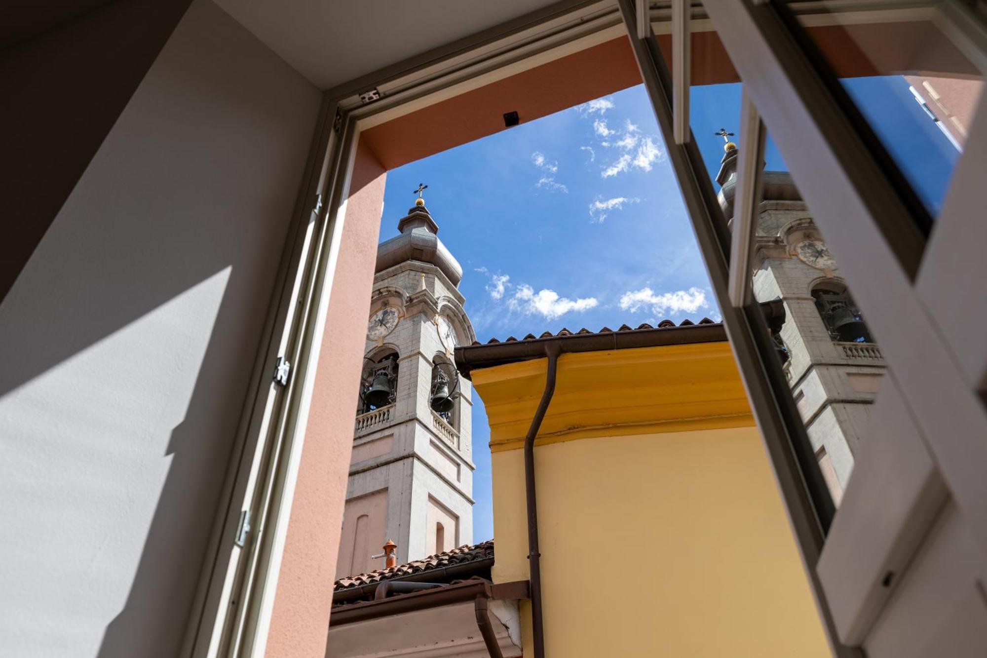 Piazza Del Lago Suites Menaggio Zewnętrze zdjęcie